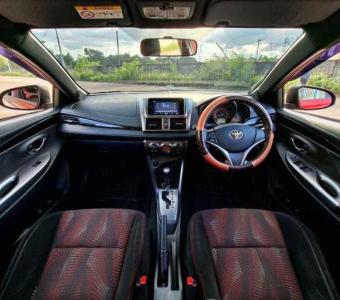 Toyota Yaris S AT
