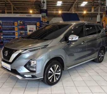 Nissan  Livina VL AT