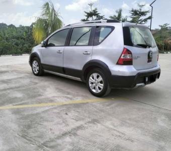 Nissan Livina X-Gear AT